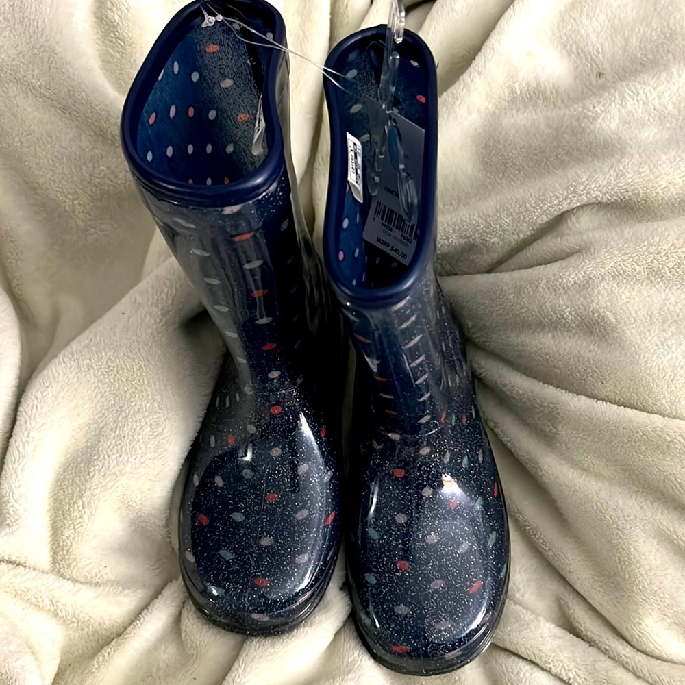 Carters Navy Blue Polka dot Rain Boots. Toddler Girls Size 12 Never worn. NWT